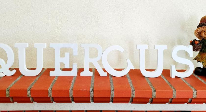 Others 4, Quercus Villa, Sesimbra