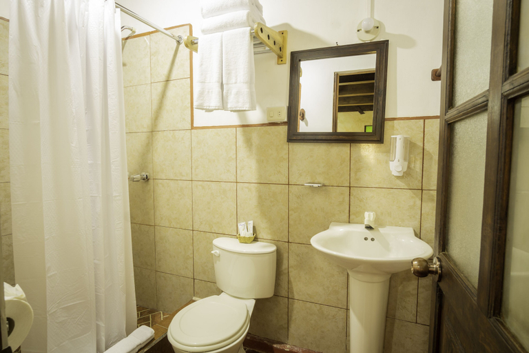Bathroom 4, Hotel Maya Ik, Antigua Guatemala