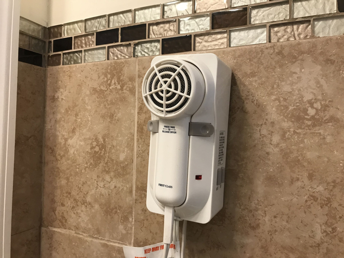 Bathroom 7