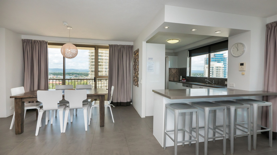 Dining Room 12
