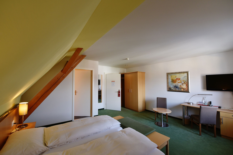 Bedroom 8