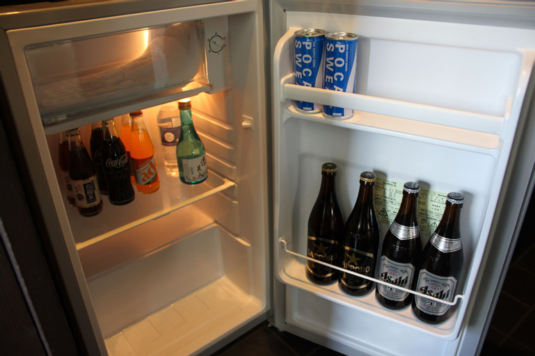Food & Drinks