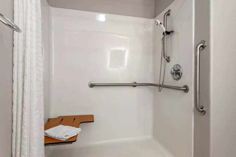 Bathroom 4, Best Western Oakdale Inn, Allen