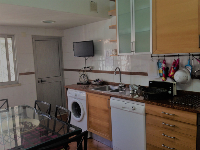 Others 5, Discovery Apartment Benfica, Lisbon