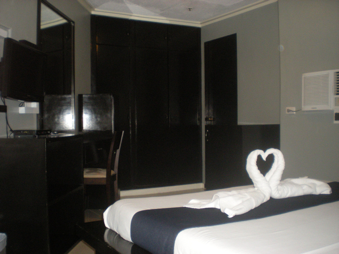 Bedroom 9