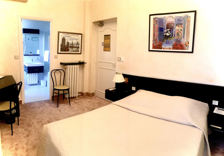 Bedroom 4, Hôtel des Mimosas, Alpes-Maritimes