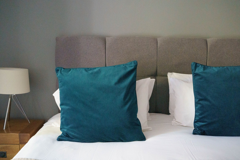 Bedroom 2, Badgemore Park B&B and Golf Club, Oxfordshire