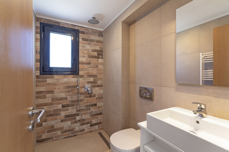 Bathroom, Domus Oliva, South Aegean