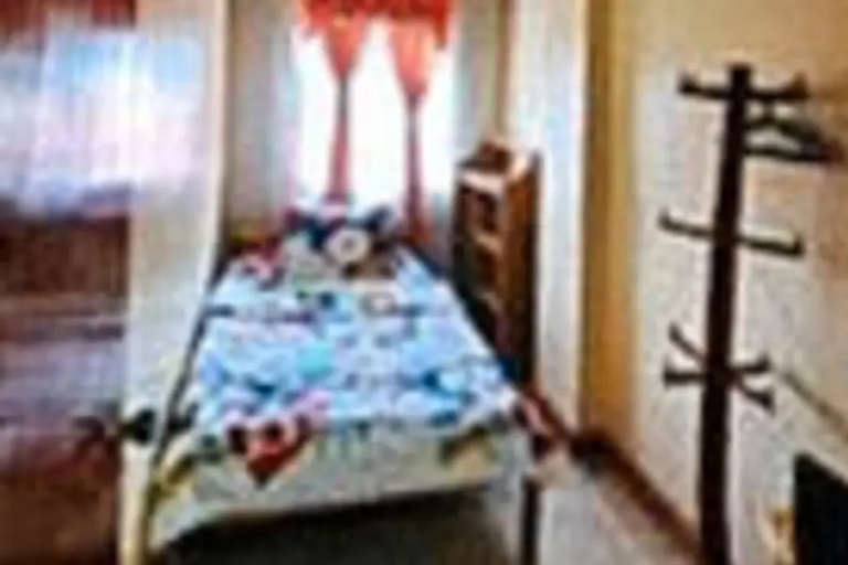 RedDoorz Hostel @ Faes Transient House, Baguio