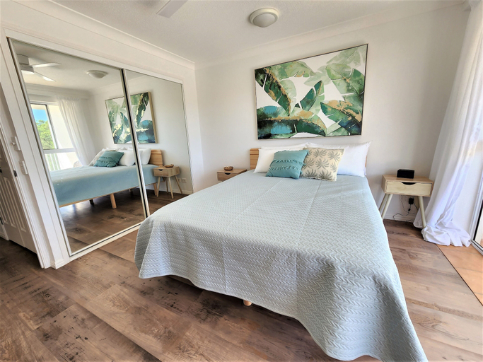 Bedroom 4, Fairways Golf & Beach Retreat, Bribie Island