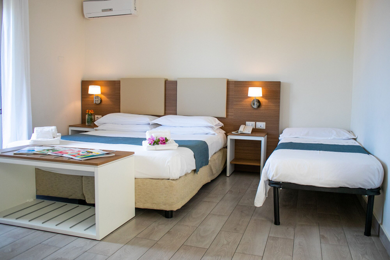 Bedroom 2, Fruit Village Crotone Casarossa, Crotone