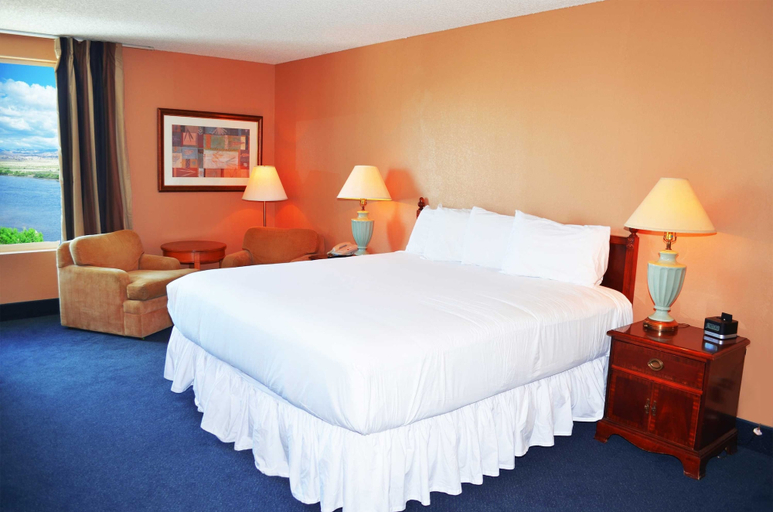 Bedroom 4, Laughlin River Lodge, Mohave