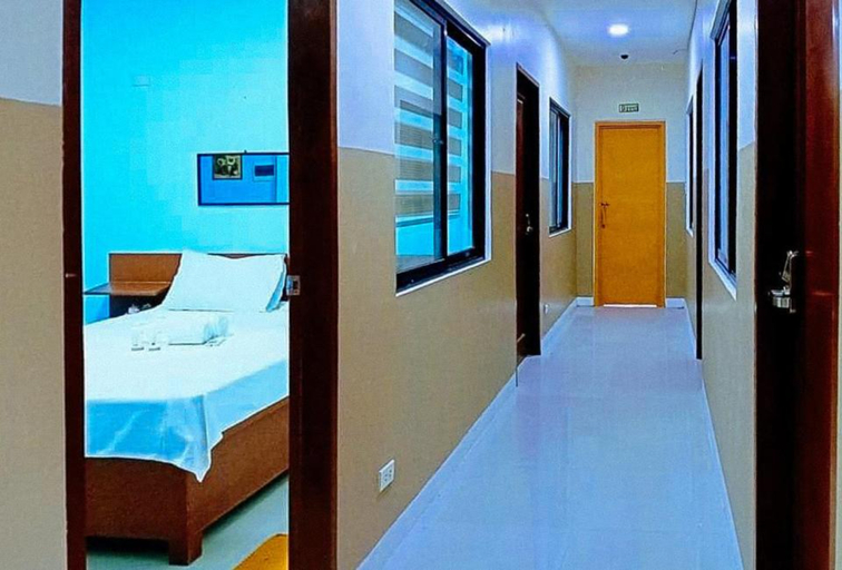 Bedroom 5, Jeanine's Travellers Inn by RedDoorz, Morong