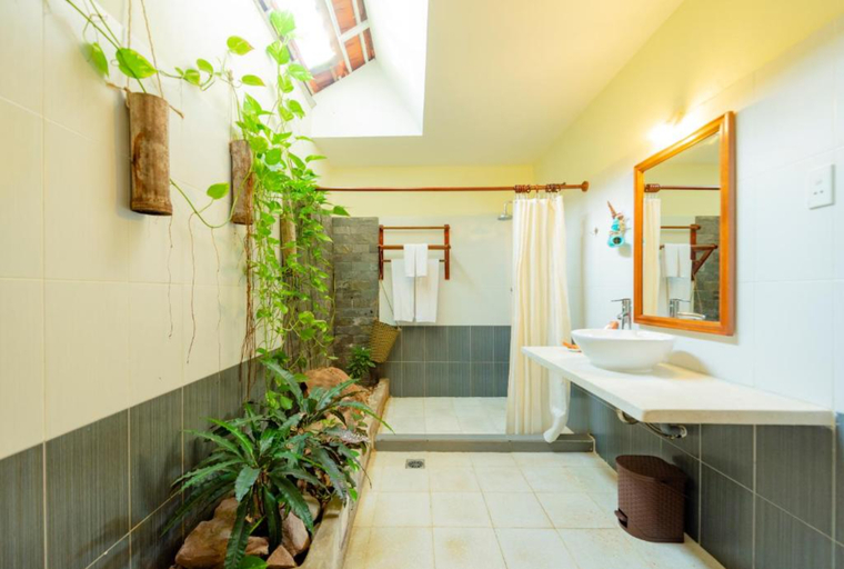 Bathroom 5, Phu Quoc Eco Beach Resort, Phú Quốc