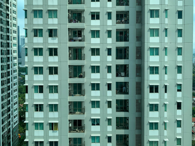 Exterior & Views 2, Stunning and Comfy 2BR Apartment at Thamrin Residence By Travelio, Jakarta Pusat