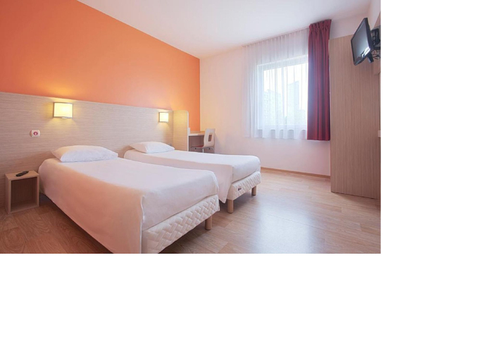 Bedroom 2, Hotel Premiere Classe Wroclaw Centrum, Środa Śląska