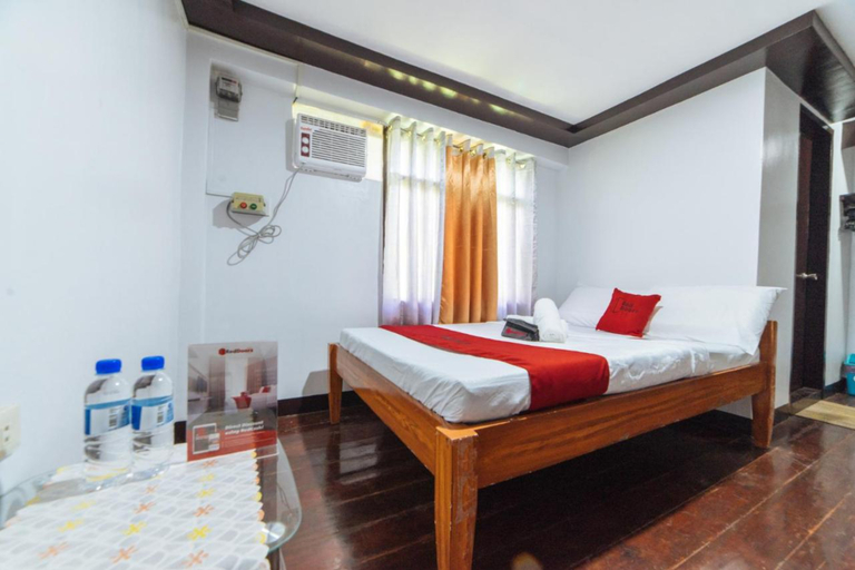 Bedroom 4, RedDoorz near San Juanico Bridge, Tacloban City