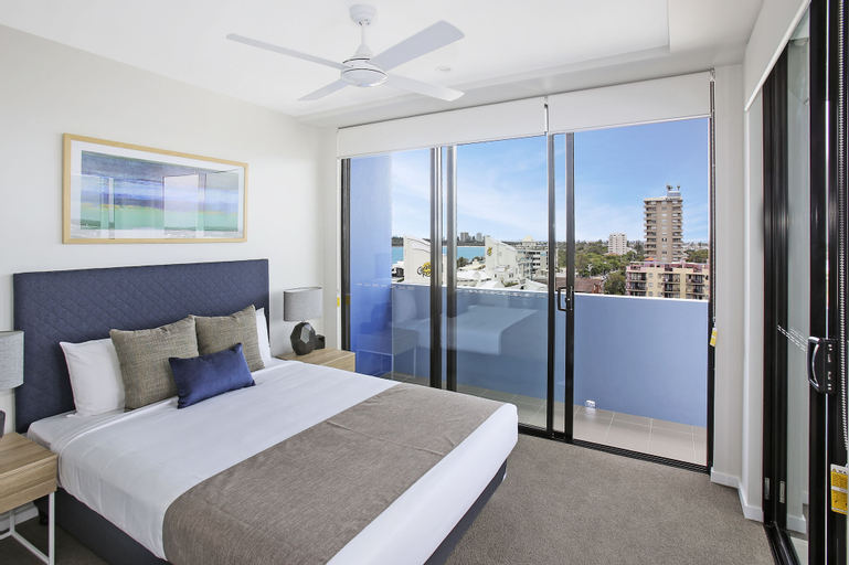 Bedroom 12