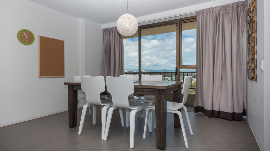 Dining Room 14