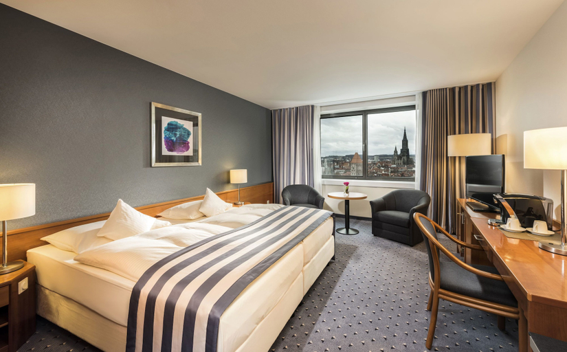Bedroom 3, Maritim Hotel Ulm, Ulm