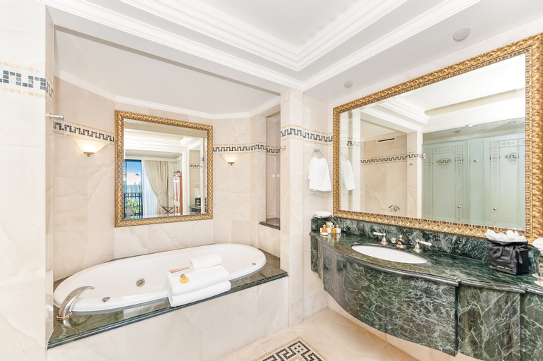 Bathroom 6
