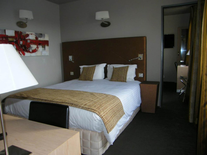 Bedroom 4, Hotel Saint Pierre, Calvados