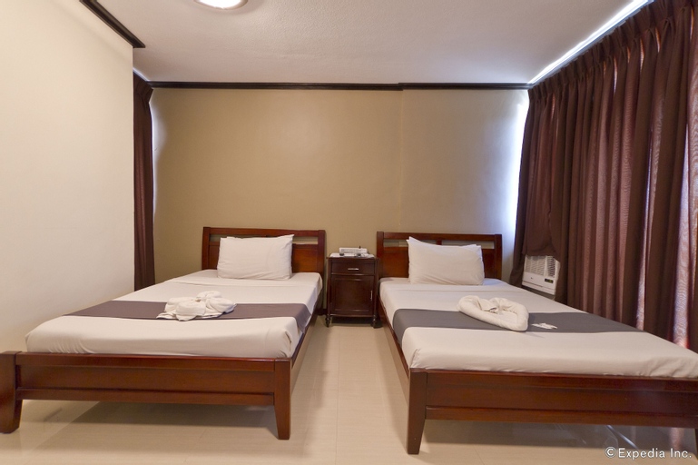 Bedroom 12