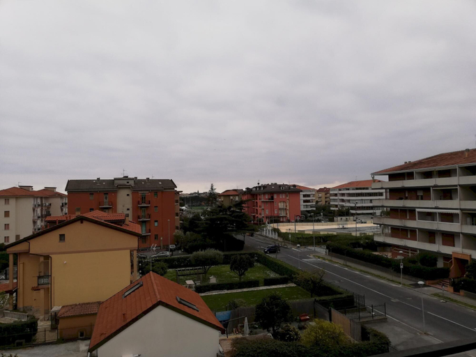 Others 4, San Lazzaro 81 Mansarda, Savona