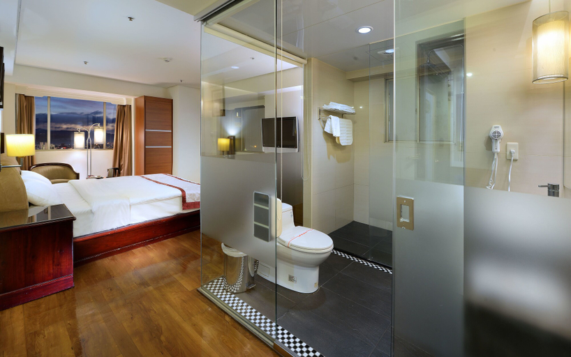 Bathroom 5, Cheng Pao Hotel, Nantou