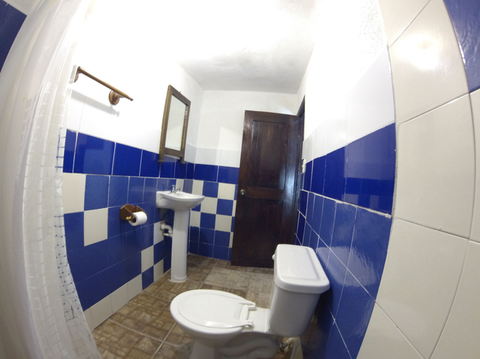 Bathroom 3, Marbella Eco Lodge, Taxisco