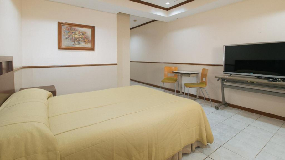Bedroom 5, Garden Plaza Hotel Manila, Manila City
