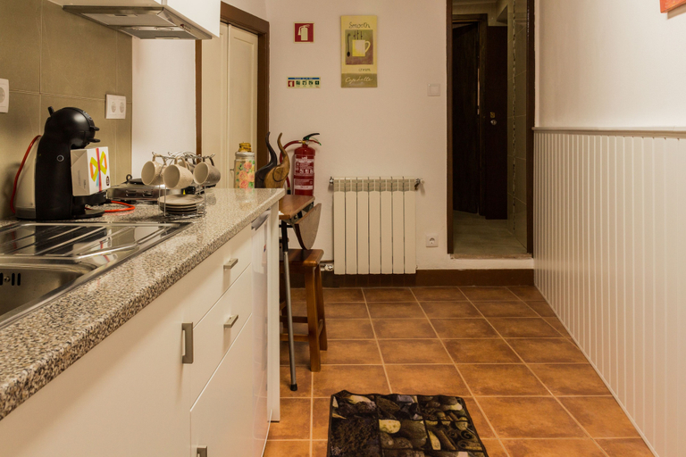 Others 4, Portantiqua Guest House, Góis