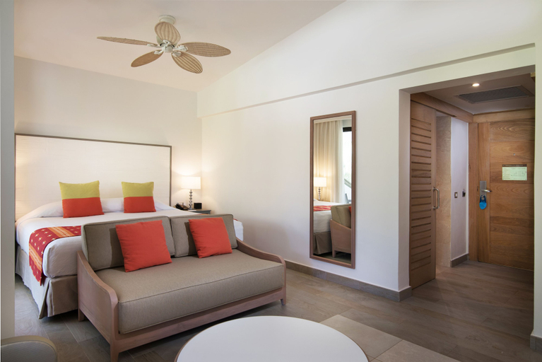 Bedroom 4, Catalonia Punta Cana - All Inclusive, Salvaleon de Higuey