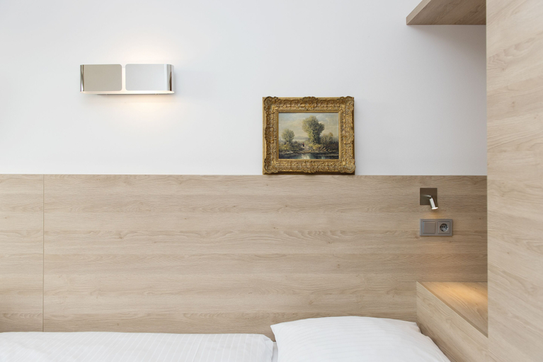 Bedroom 3, Hotel Amba, München