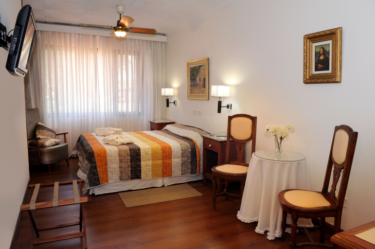 Bedroom 3, Hotel Florida, Santa María