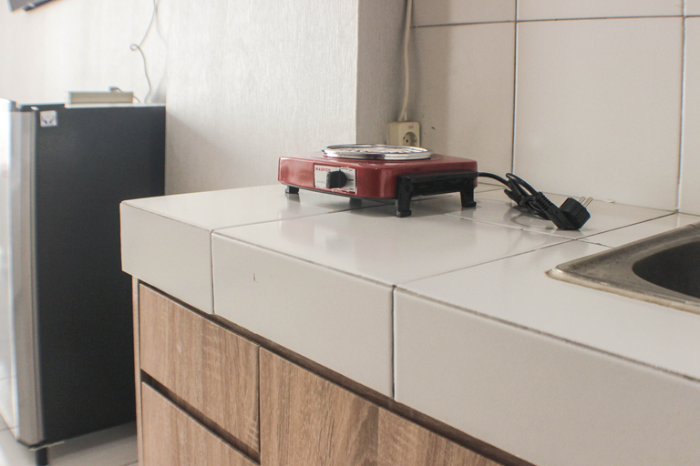 Others 2, Cozy and Nice Studio at Riverview Jababeka Apartment By Travelio, Cikarang