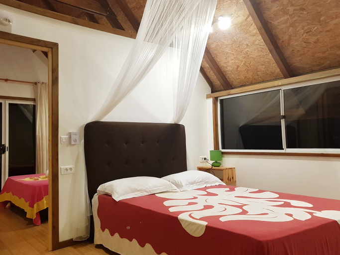Bedroom 3, Pension les 3 cascades