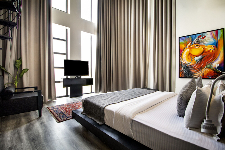 Bedroom 13