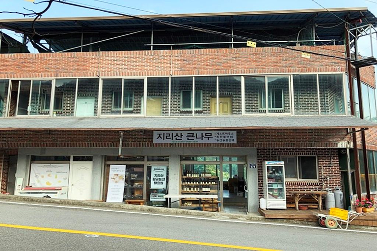 Exterior & Views 1, Sancheong Jirisan Big Tree Pension, Sancheong