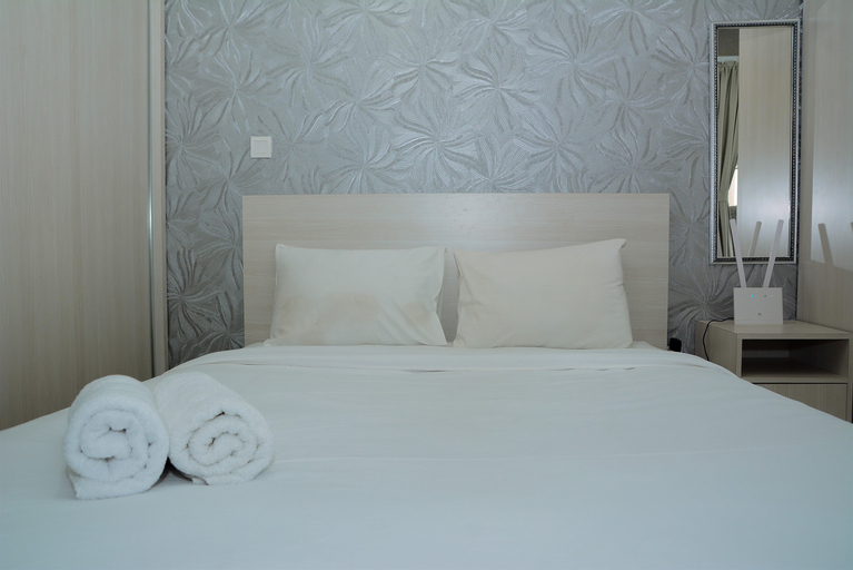 Chic and Cozy Studio Apartment at T Plaza By Travelio, Central Jakarta