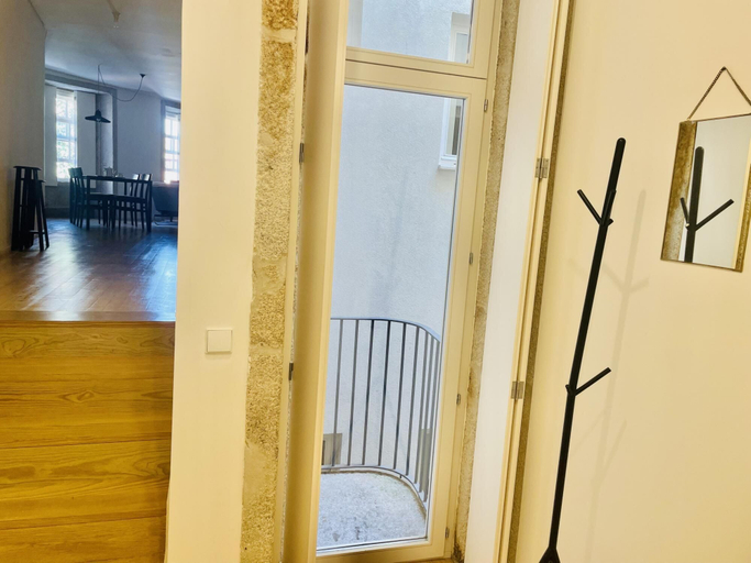 Others 4, Taipas 7 in Oporto With 1 Bedrooms and 1 Bathrooms, Porto