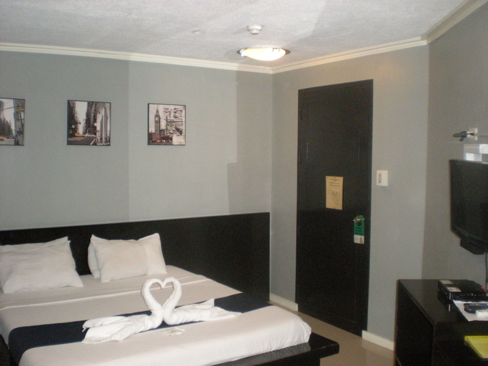 Bedroom 8