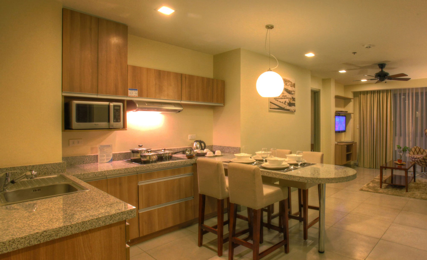 Dining Room 7