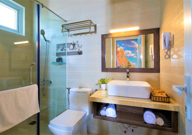 Bathroom 5, Dalat Wonder Resort, Đà Lạt