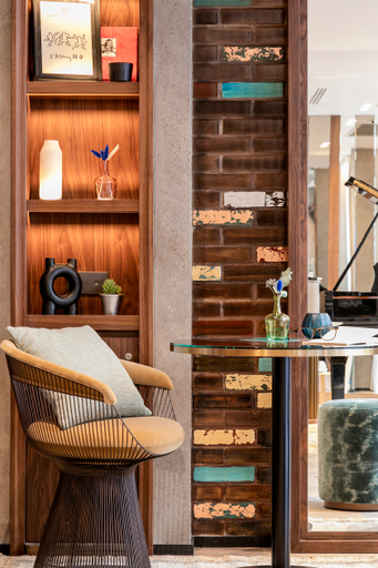 Public Area 5, Le Card Hotel, Paris