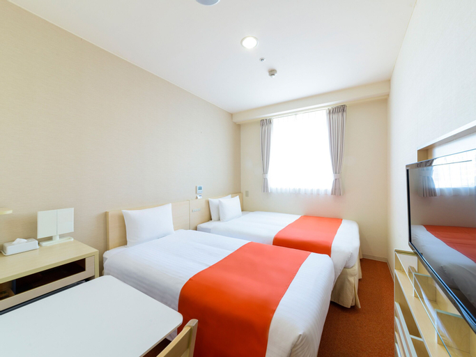 Bedroom 26
