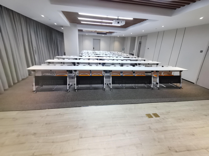 Business Facilities 12