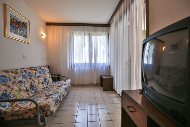 Bedroom 2, Horizont Resort, Pula