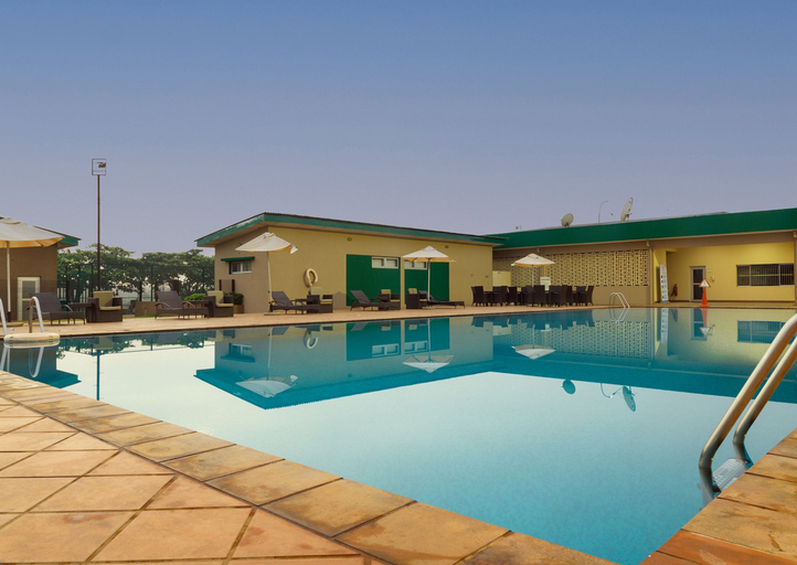 Sport & Beauty 5, Ogere Resort, Remo-North