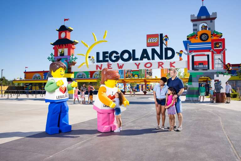 Exterior & Views 2, Legoland New York Hotel, Orange